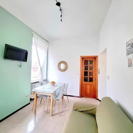 House 5 Minutes From *